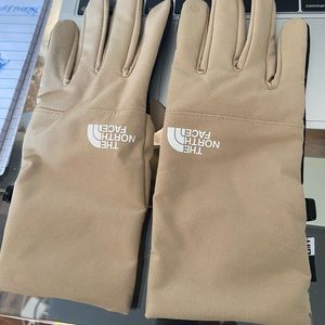 North face gloves that work with electronics never worn